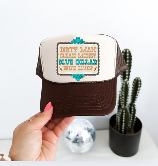 BLUE COLLAR WIFE LIVINβ TRUCKER HAT