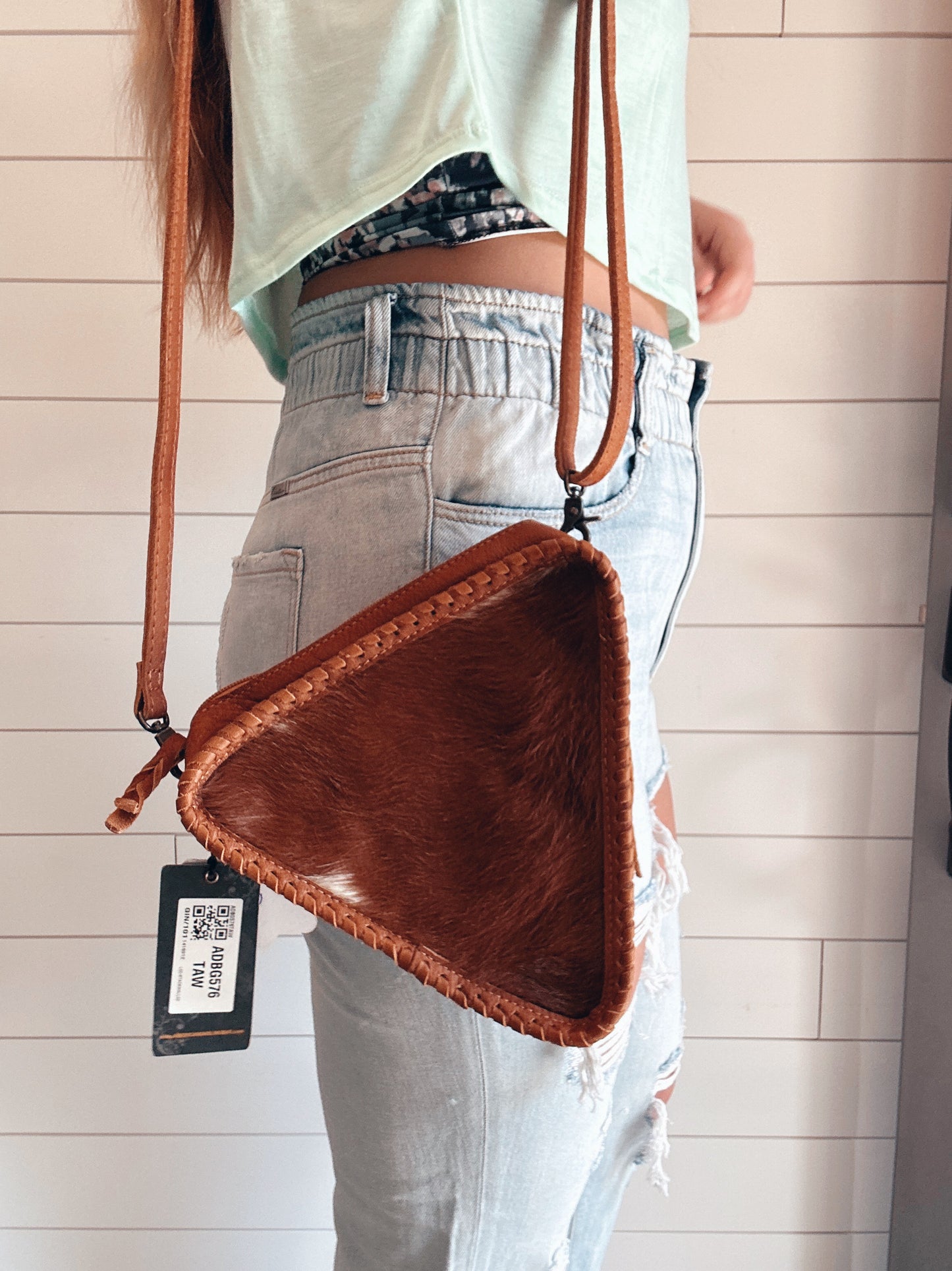 The Cowhide Tangle Purse