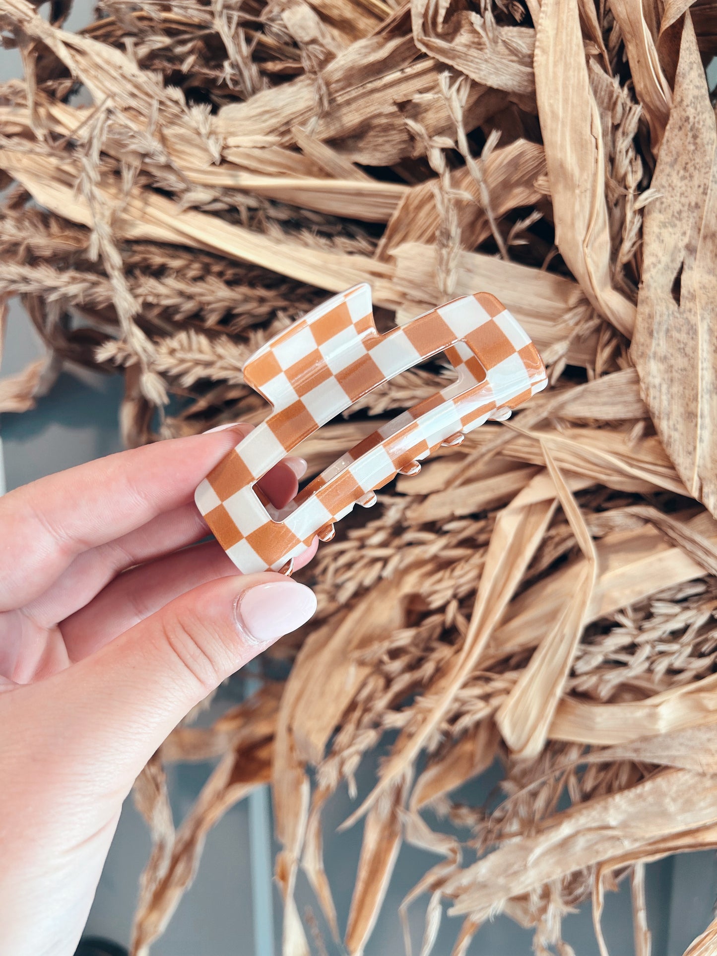 The Checkered Claw Clip in Brown