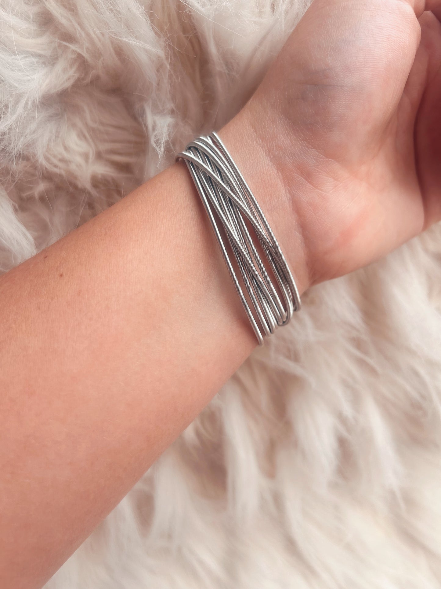 The Guitar String Bracelet in Silver